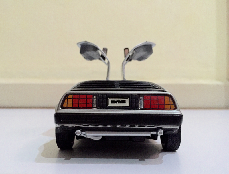 Illustration for article titled It's a DeLorean DMC-12 kind of Christmas